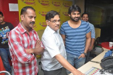 Pilla Nuvvu Leni Jeevitham Movie Song Launch at Radio Mirchi